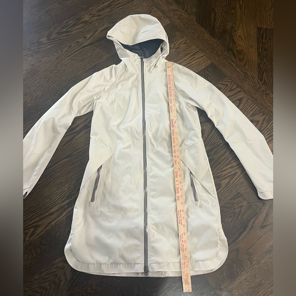 lululemon athletica Cream rain Trench Coat with Hood small jacket tan - Picture 3 of 17